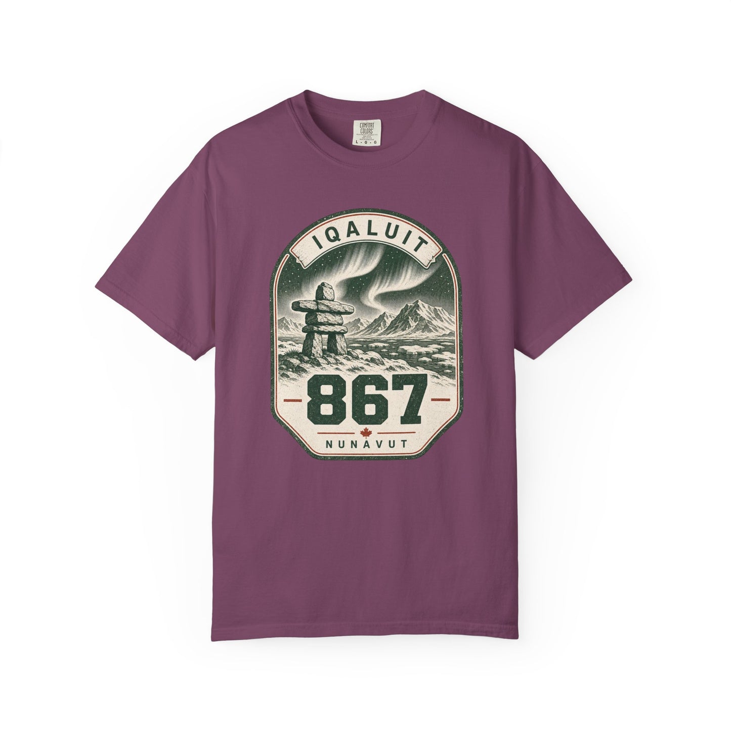 Iqaluit 867 Area Code T- Shirt -  Nunavut Northern Lights Badge